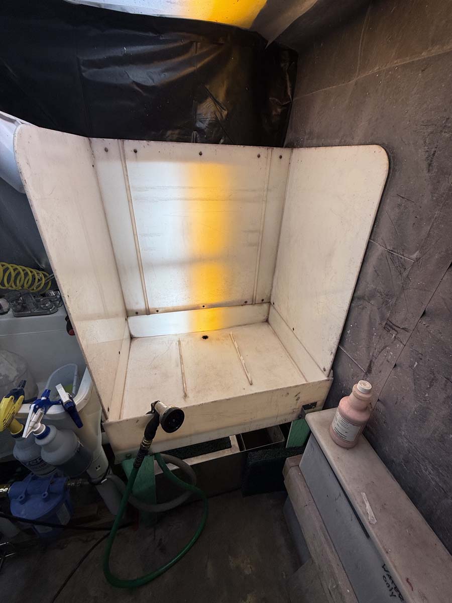 2013 M&R 8 Color Sportsman (Shop Package)