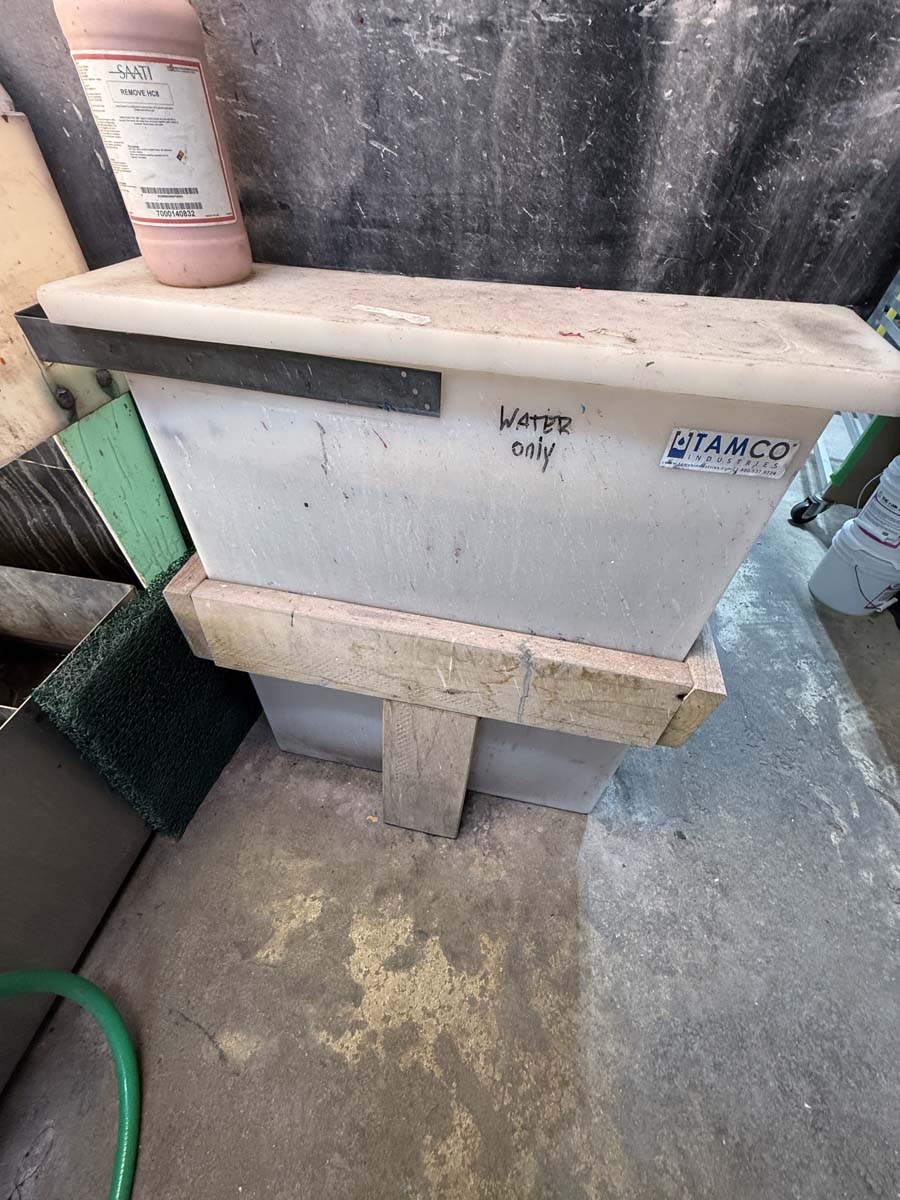 2013 M&R 8 Color Sportsman (Shop Package)